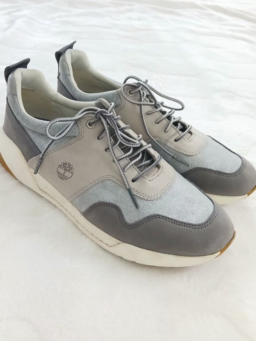 Timberland Kiri Up Retro Gray Silver Leather Women’s Sneakers Size 9.5 A2277
